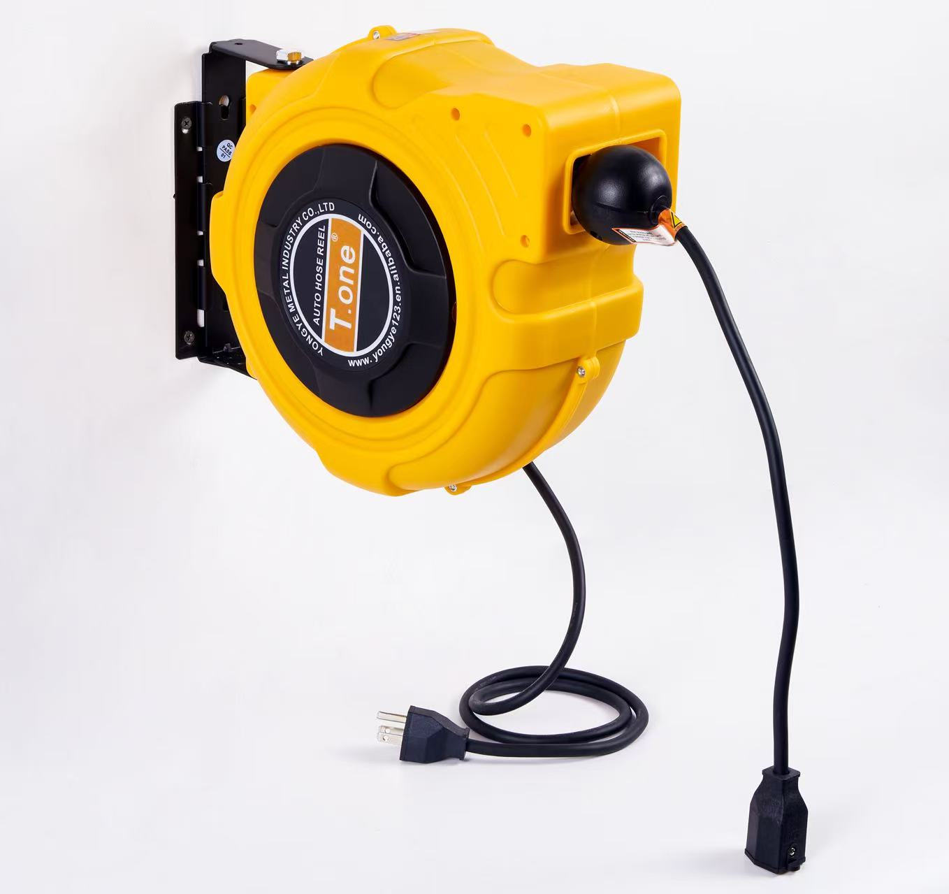 Wall Mounted Automatic Retract - Electric Reel recensione e prezzo